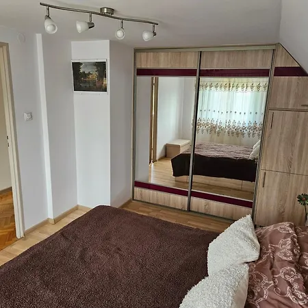 Nad Jeziorem *